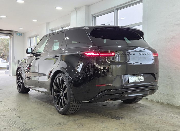 2025 Land Rover Range Rover Sport D300 Dynamic SE