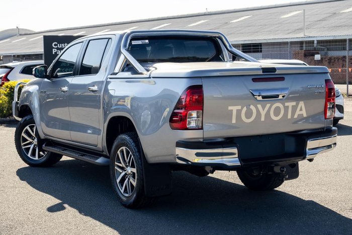 2016 Toyota Hilux SR5