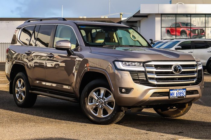 2023 Toyota Landcruiser