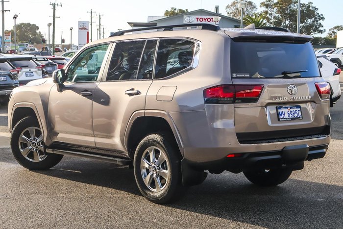 2023 Toyota Landcruiser