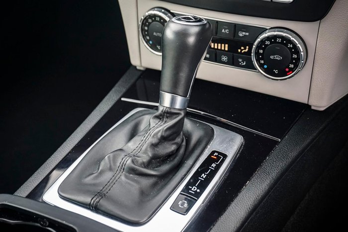 2011 Mercedes-Benz C-Class C180 BlueEFFICIENCY