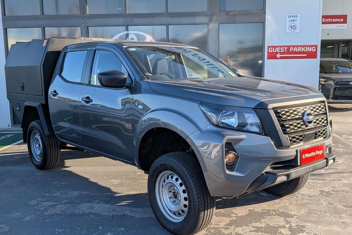 2023 Nissan Navara SL