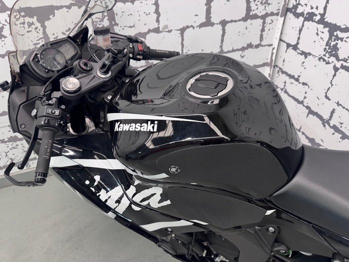 2023 Kawasaki Ninja ZX-6R ABS (636) KRT Edition Ninja Black