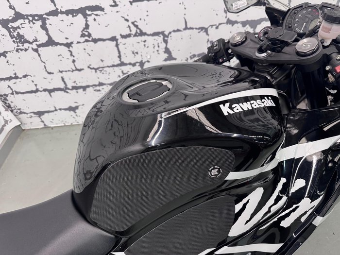 2023 Kawasaki Ninja ZX-6R ABS (636) KRT Edition Ninja Black