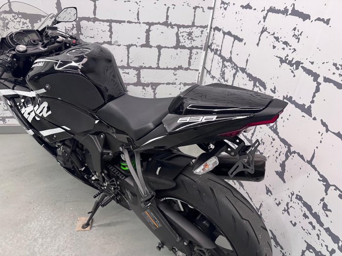 2023 Kawasaki Ninja ZX-6R ABS (636) KRT Edition Ninja Black