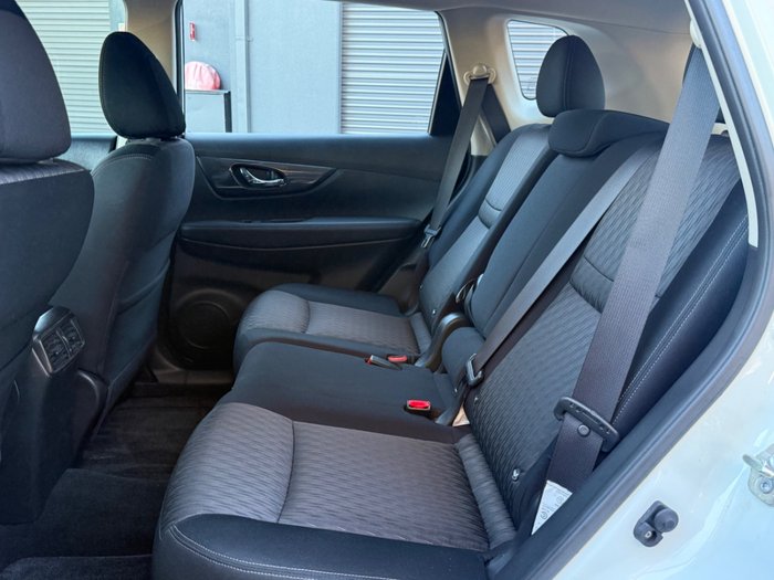 2020 Nissan X-TRAIL ST