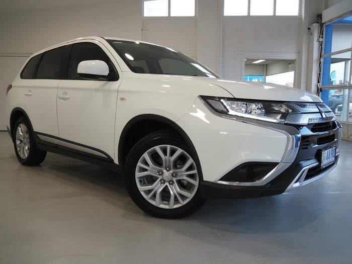 2021 Mitsubishi Outlander ES