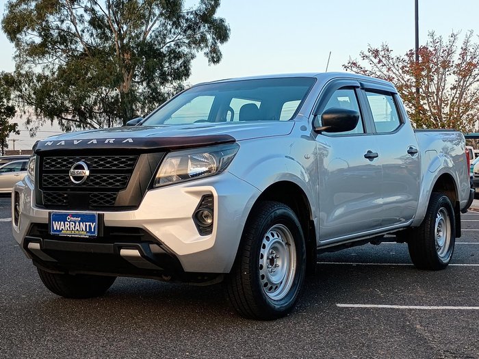 2021 Nissan Navara SL