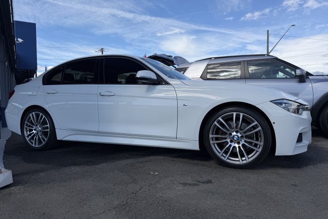 2018 BMW 3 30i M SPORT