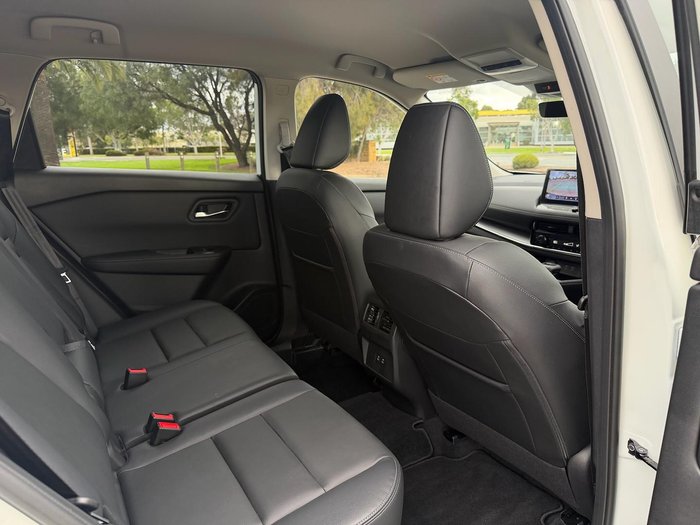 2025 Nissan X-TRAIL ST-L