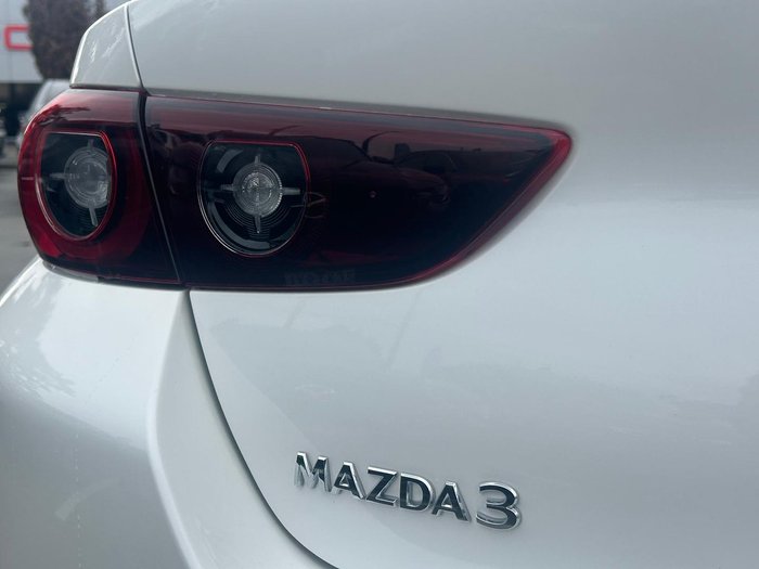 2025 Mazda 3 G20 Pure