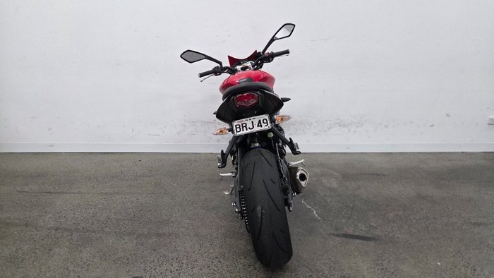 2016 Triumph STREET TRIPLE 660 Red