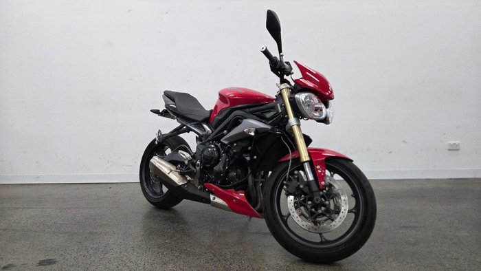 2016 Triumph STREET TRIPLE 660 Red