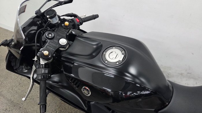 2023 Yamaha YZF-R7LA Black