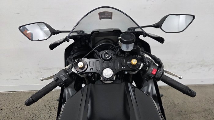 2023 Yamaha YZF-R7LA Black