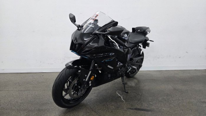 2023 Yamaha YZF-R7LA Black