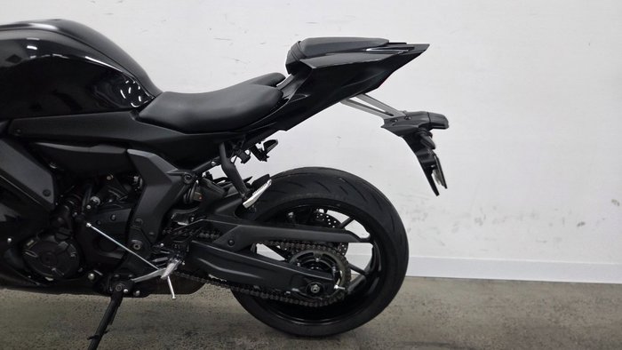 2023 Yamaha YZF-R7LA Black