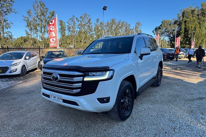 2022 Toyota Landcruiser VX