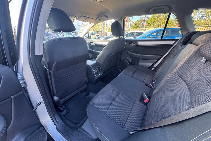 2018 Subaru Outback 2.5i