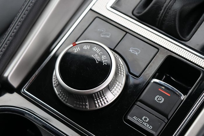 2021 Mitsubishi Pajero Sport GLS