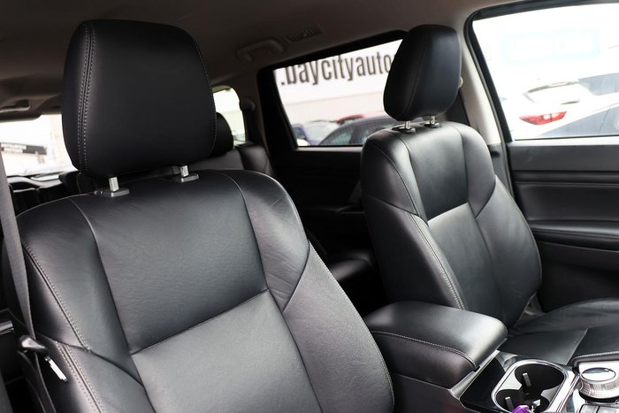 2021 Mitsubishi Pajero Sport GLS