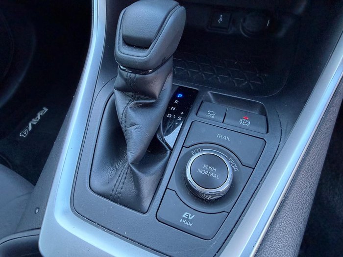 2022 Toyota RAV4 GX