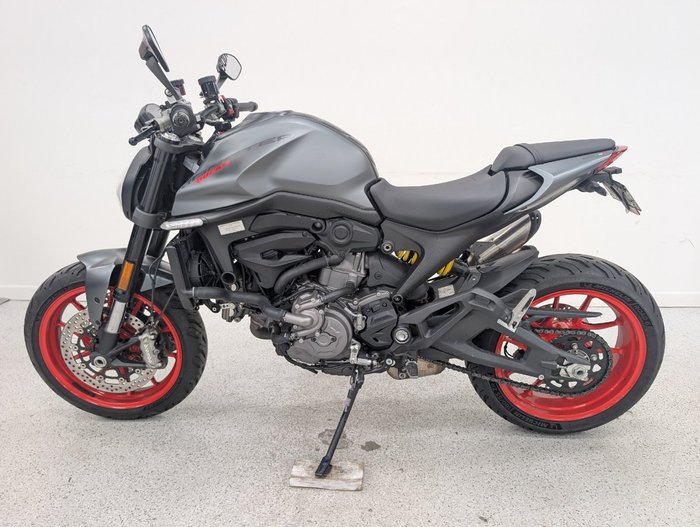 2022 DUCATI MONSTER grey