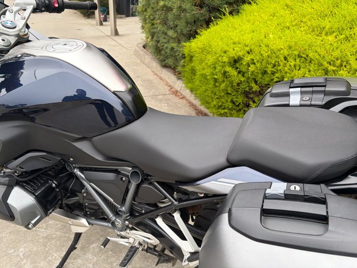 2022 BMW Motorrad R 1250 RS SPORT Blue