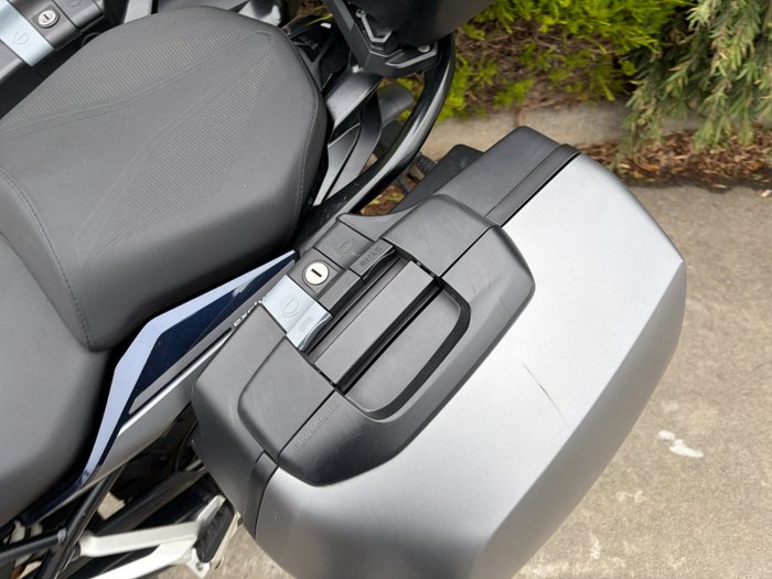 2022 BMW Motorrad R 1250 RS SPORT Blue