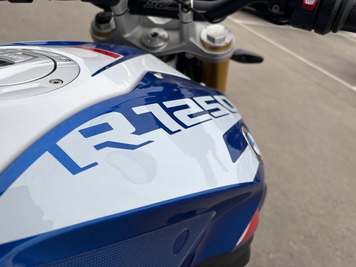 2024 BMW Motorrad R 1250 R SPORT Blue