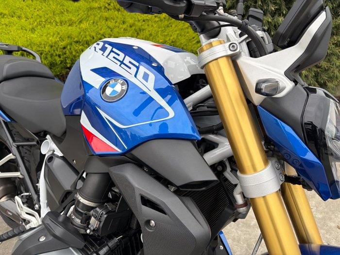 2024 BMW Motorrad R 1250 R SPORT Blue