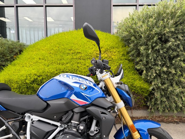 2024 BMW Motorrad R 1250 R SPORT Blue