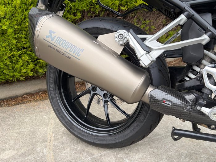 2024 BMW Motorrad R 1250 R SPORT Blue