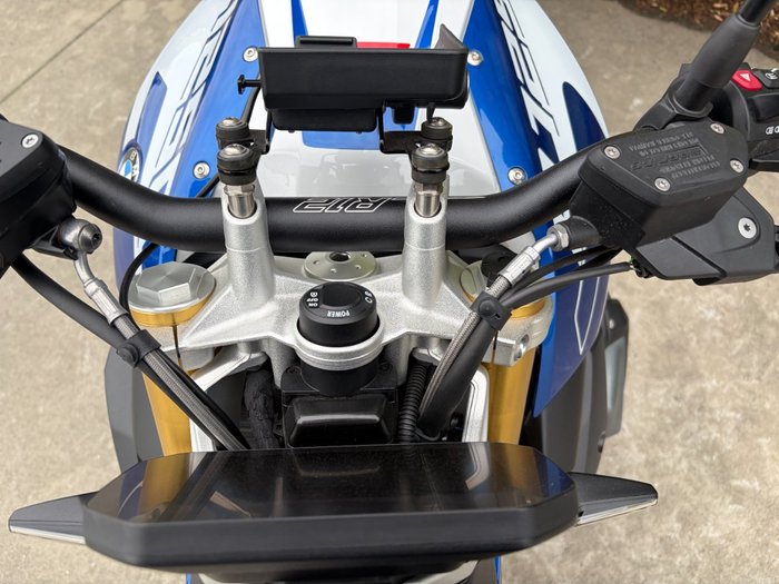 2024 BMW Motorrad R 1250 R SPORT Blue