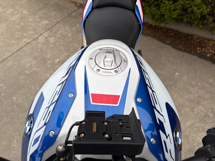 2024 BMW Motorrad R 1250 R SPORT Blue