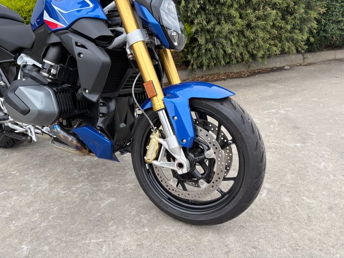 2024 BMW Motorrad R 1250 R SPORT Blue