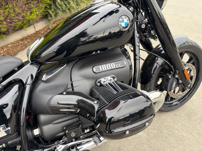 2023 BMW Motorrad R 18 BLACKLINE Black