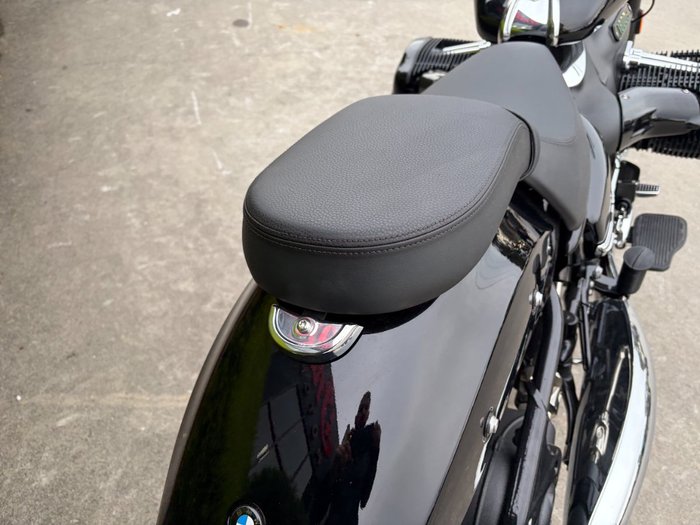 2023 BMW Motorrad R 18 BLACKLINE Black