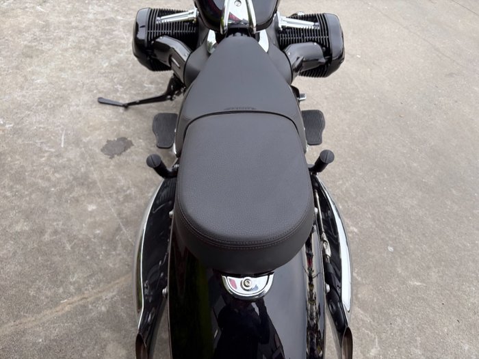 2023 BMW Motorrad R 18 BLACKLINE Black