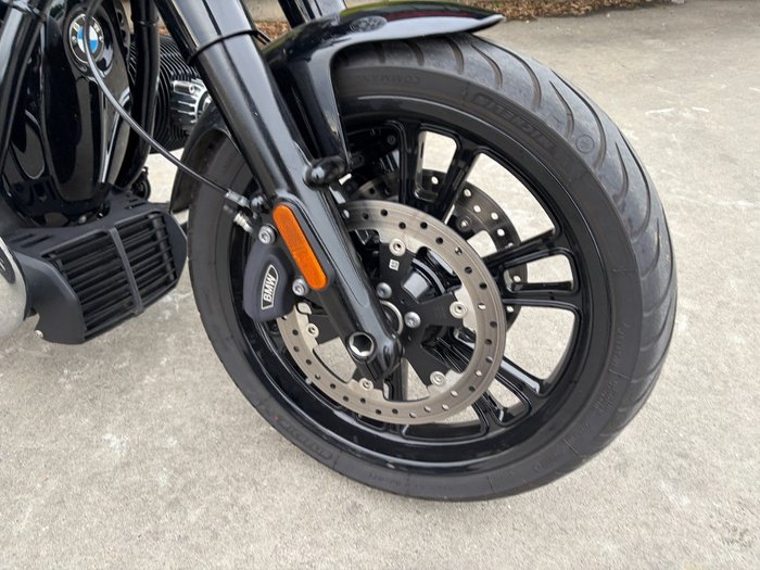 2023 BMW Motorrad R 18 BLACKLINE Black