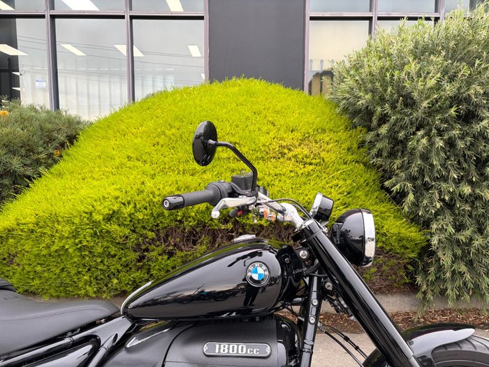 2023 BMW Motorrad R 18 BLACKLINE Black