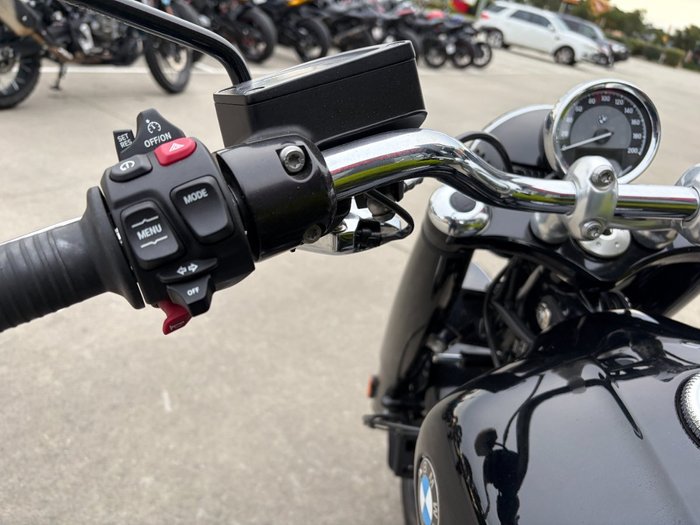 2023 BMW Motorrad R 18 BLACKLINE Black