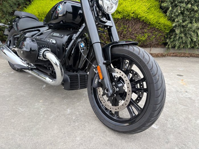 2023 BMW Motorrad R 18 BLACKLINE Black
