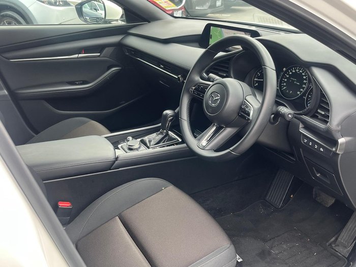 2025 Mazda 3 G20 Pure