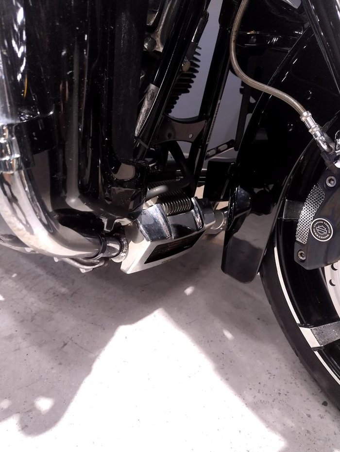 2010 Harley-Davidson CVO Street Glide 110 (FLHXSE) CVO Black