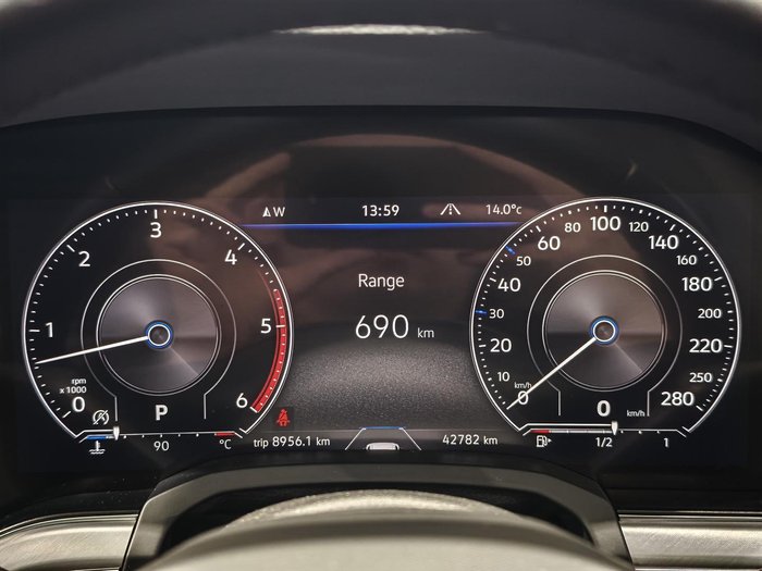2022 Volkswagen Touareg 210TDI Elegance