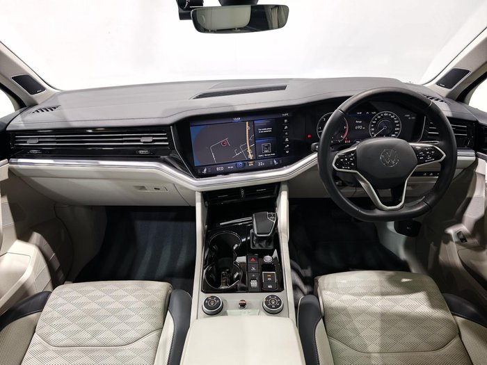 2022 Volkswagen Touareg 210TDI Elegance