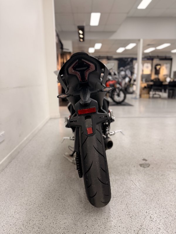 2025 CFMOTO 450 SR S Black