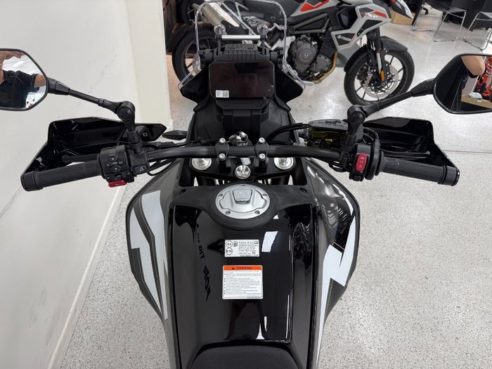 2026 CFMOTO 450 MT Black