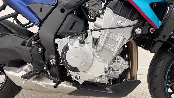2026 CFMOTO 675 NK
